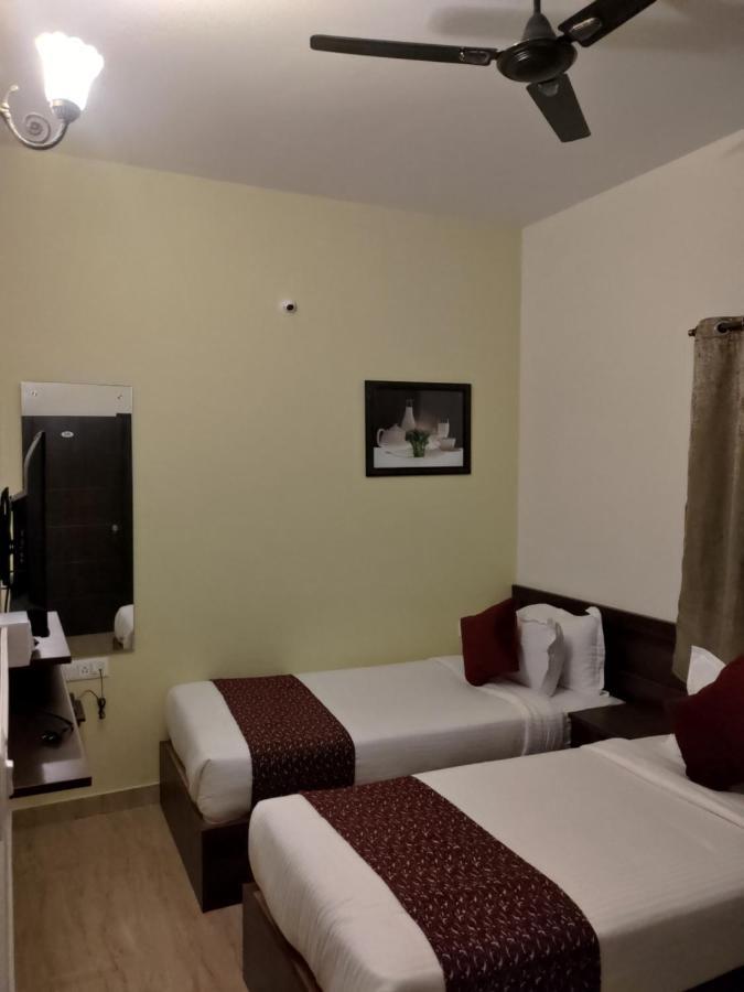 Hotel Bangalore Airport Inn, Near Kempegowda Airport, Airport Pickup & Drop Available 24X7 Devanahalli Exteriér fotografie