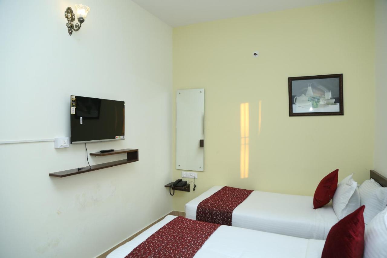 Hotel Bangalore Airport Inn, Near Kempegowda Airport, Airport Pickup & Drop Available 24X7 Devanahalli Exteriér fotografie